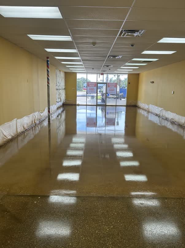 JESSIE'S LIQUOR EXPANSION - photo 1